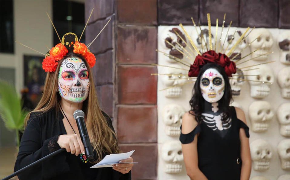Con expo “Colores Santos”, centro de convenciones reabre sus puertas