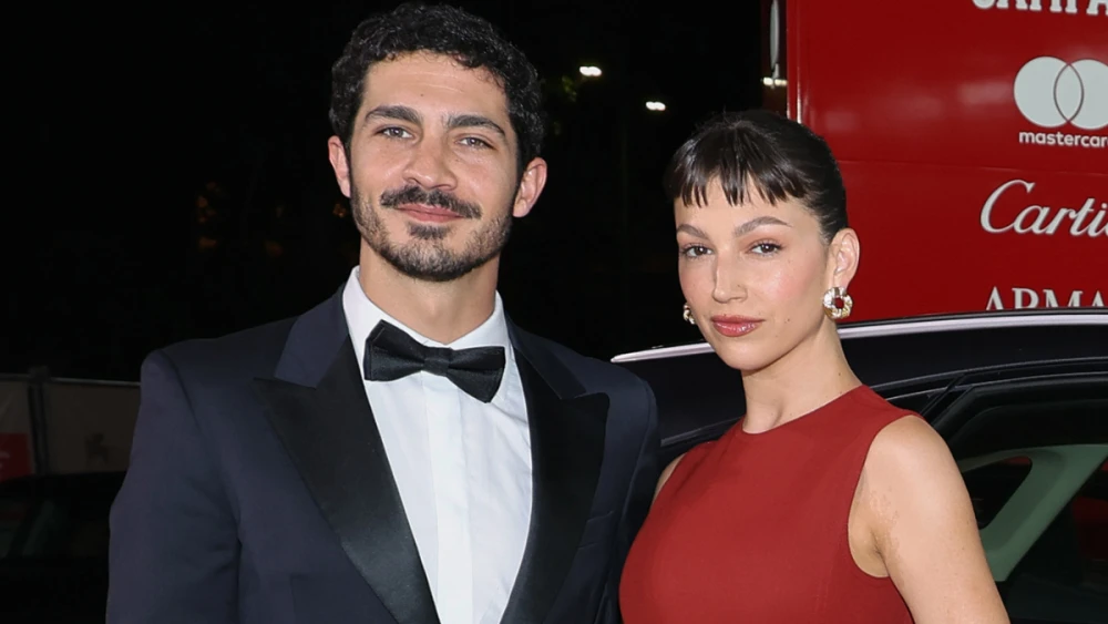 Úrsula Corberó espera su primer bebé junto a Chino Darín